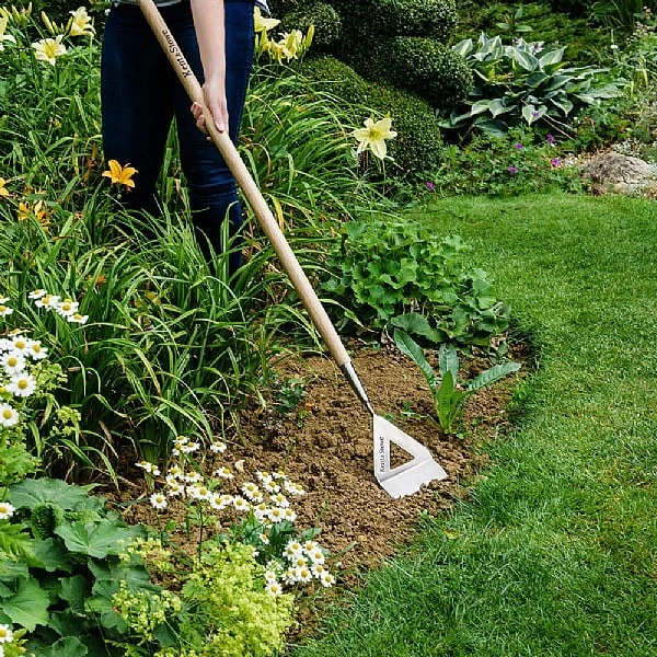 Kent & Stowe Stainless Steel Long Handled Dutch Hoe 4 Kent & Stowe Stainless Steel Long Handled Dutch Hoe - Image 3