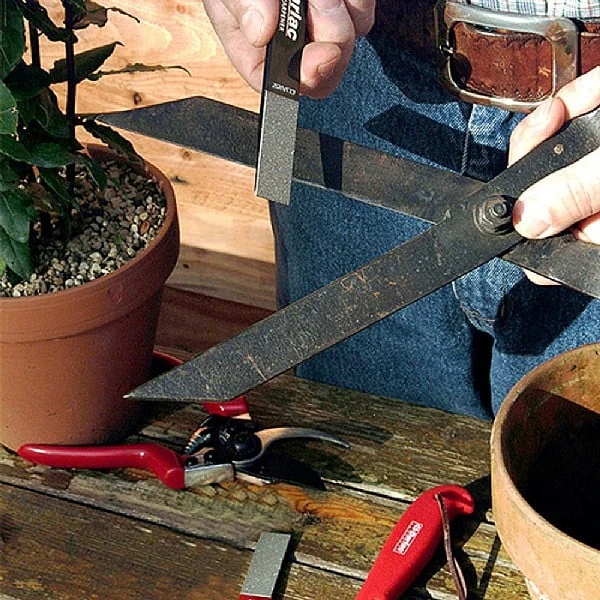 Darlac Diamond Sharpener Coarse Grade 4 Darlac Diamond Sharpener Coarse Grade - Image 2